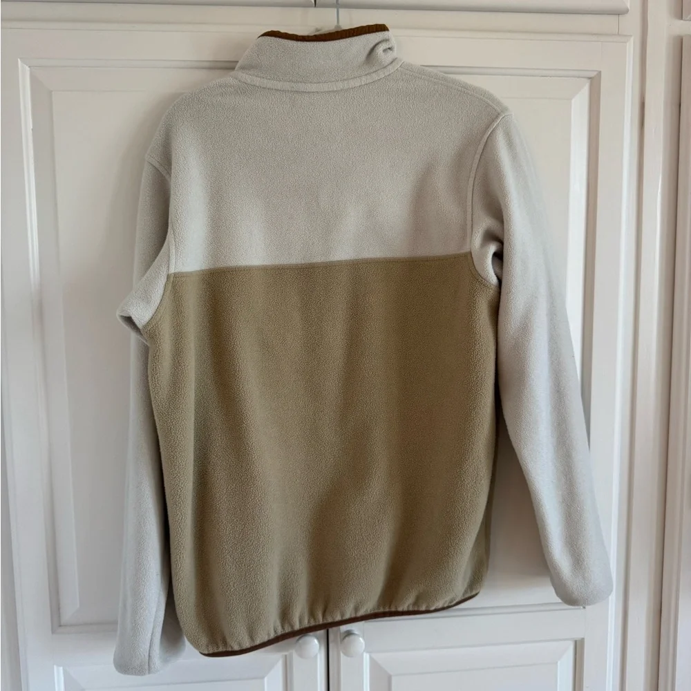 Patagonia Cream and Tan Fleece Pullover - Picture 3 of 4